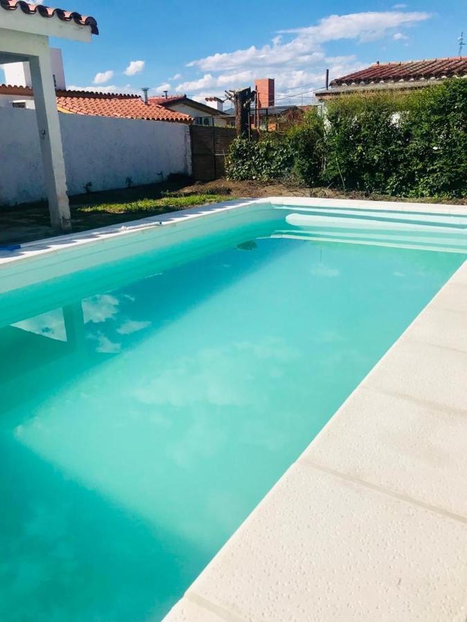 Casa En Carlos Paz Con Pileta , Quincho Y Jardin A Pasos Del Centro Holiday home *