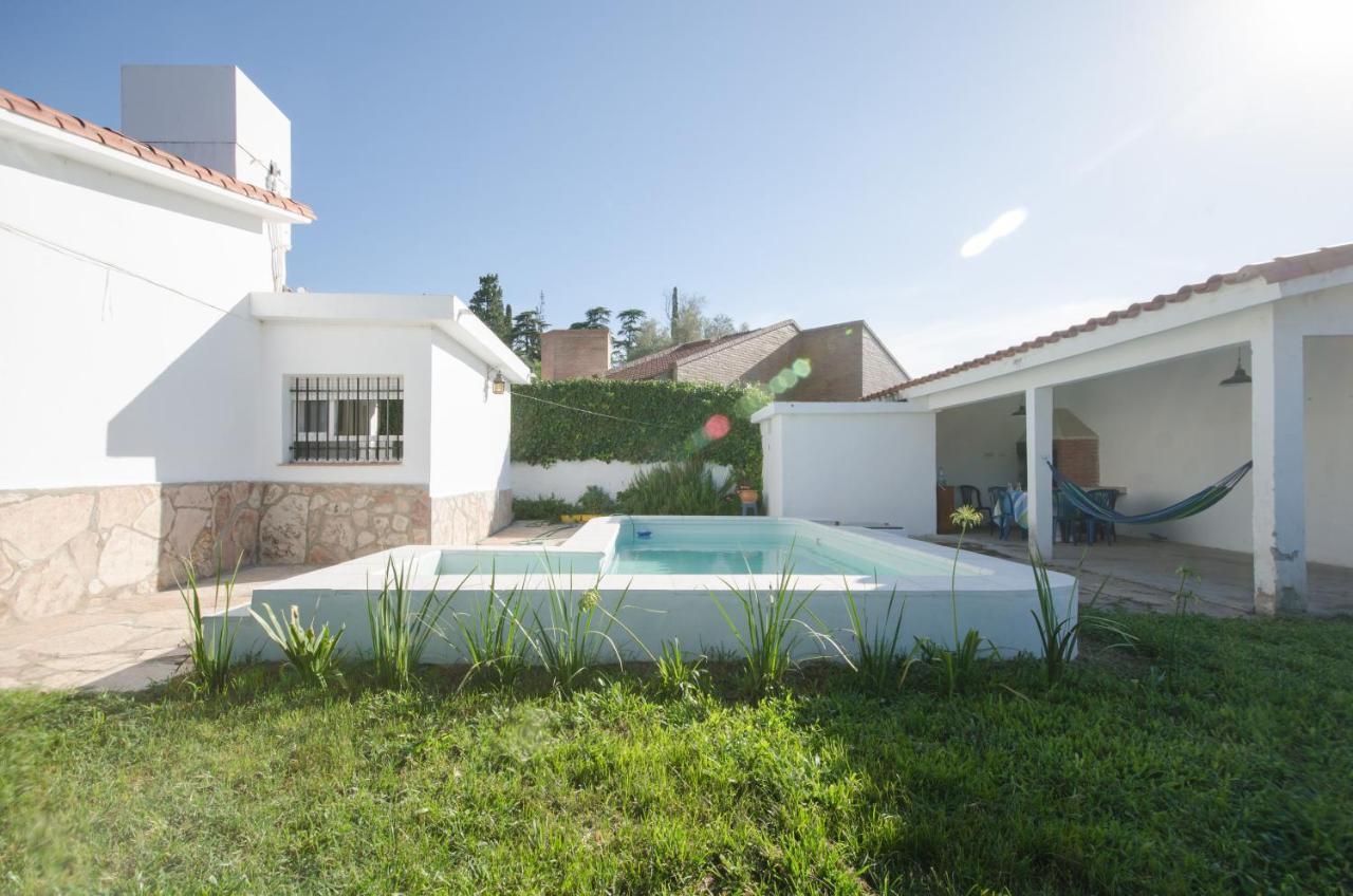 Holiday home Casa En Carlos Paz Con Pileta , Quincho Y Jardin A Pasos Del Centro Villa Carlos Paz