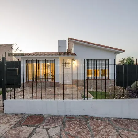 Casa En Villa Carlos Paz Con Pileta , Quincho Y Jardin A Pasos Del Centro Exterior photo